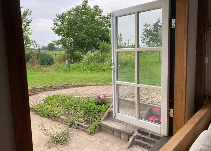 Romantische Bedstay De Volle Hand Bed & Breakfast 3*